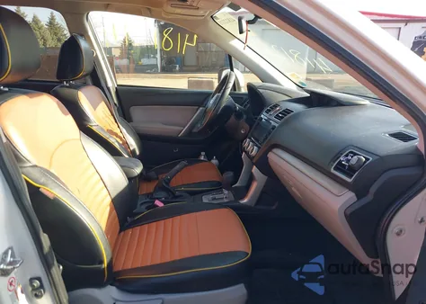 2016 Subaru Forester 2.5I Premium z USA, uszkodzony, nr VIN JF2SJADC3GH536843